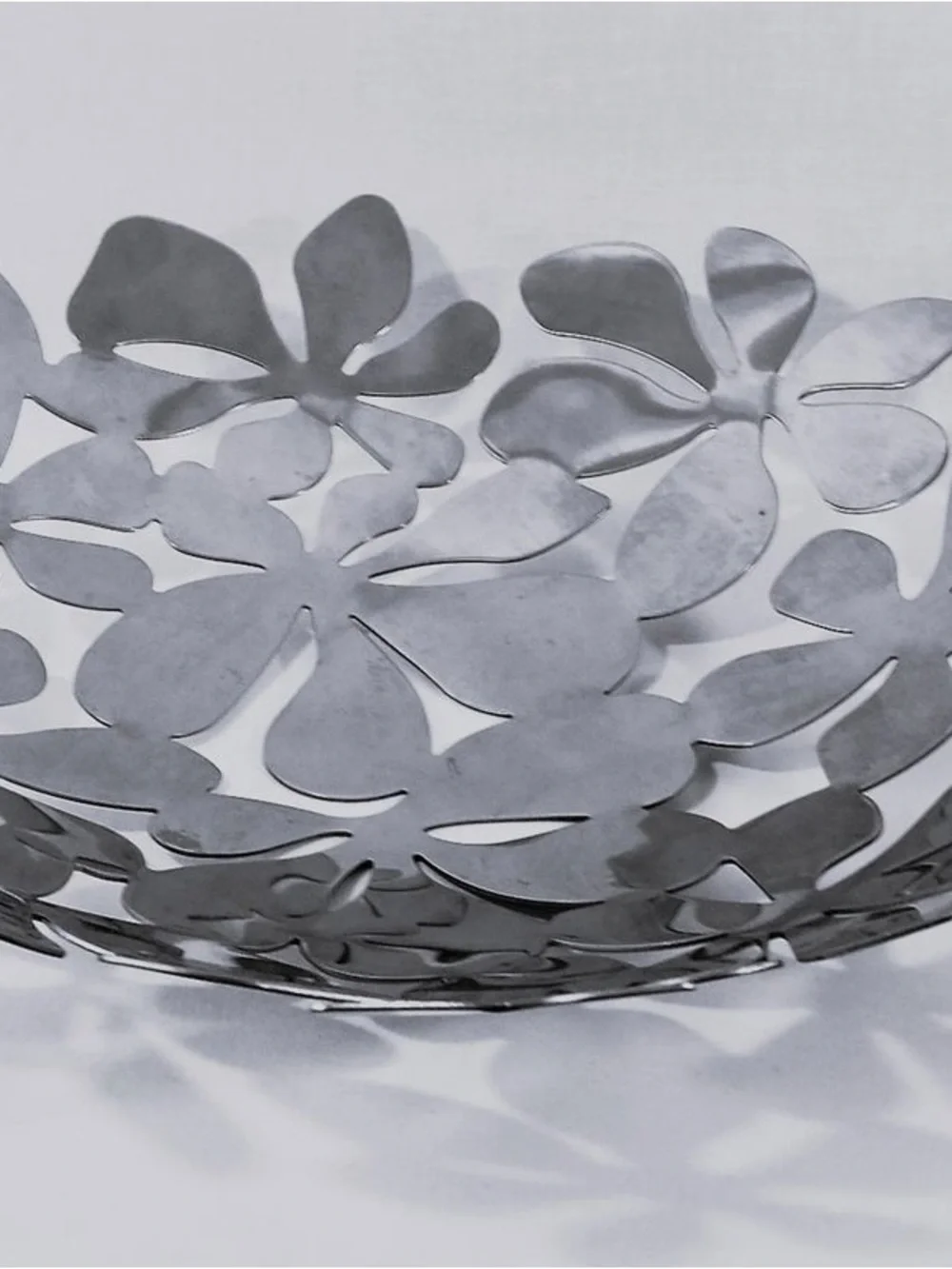 1999 IKEA Stockholm Stainless Steel Floral Fruit Bowl Monika Mulder Design 17”